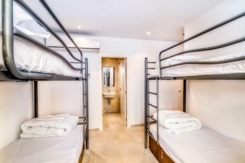 Hostel A2c