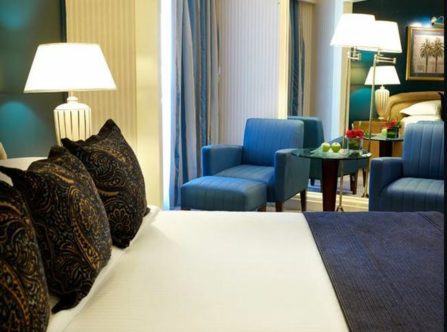 Radisson Blu Hotel, Dubai Deira Creek