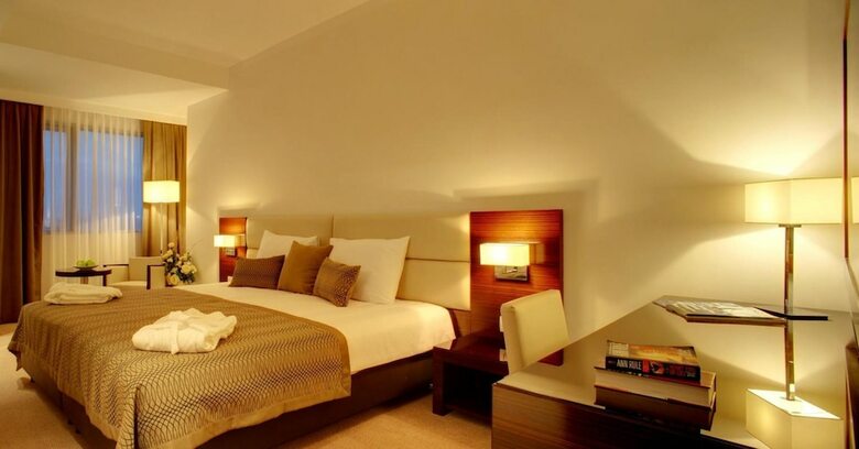 Hotel Aristos