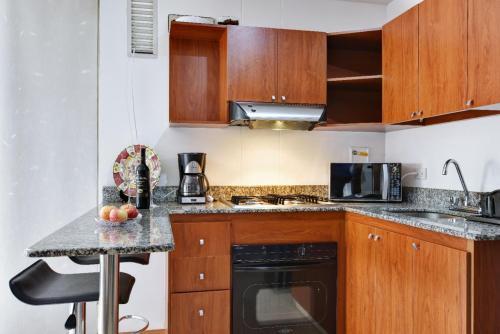 Apartamento Cyan Suites Poblado By Mde Bnb