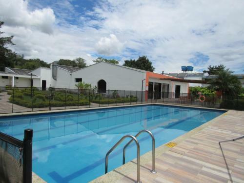 Hotel Yalconia