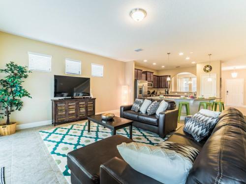 Oak Tree Villa 4127