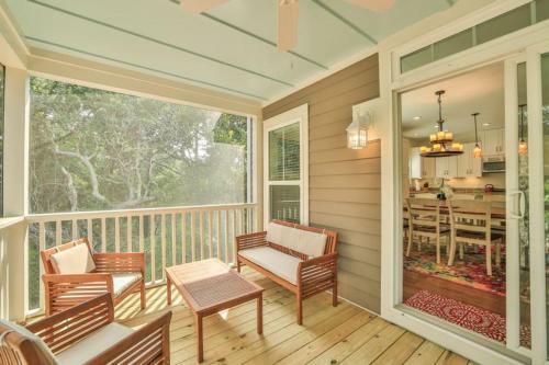 West Ashley Avenue 0420 - Sandy Bottoms Home