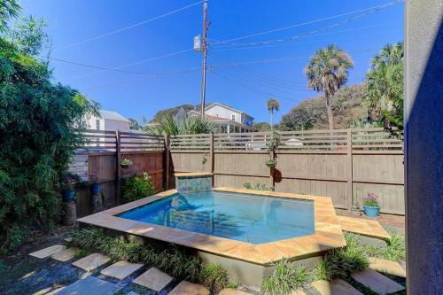 125-b East Ashley Townhouse