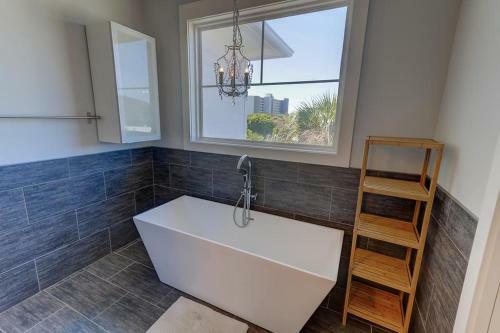 125-b East Ashley Townhouse