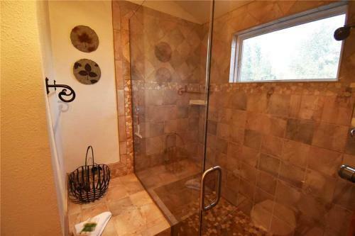 Cross Creek 203 (condo)