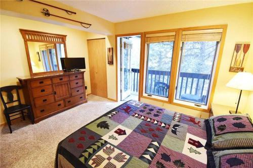 Cross Creek 308 (condo)