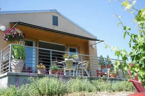 Dry Creek Villa