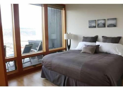 Aloft-river View-ac-5br/2.5ba