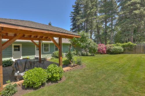 Living Color Cottage