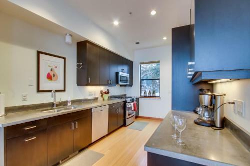 Riverview Loft