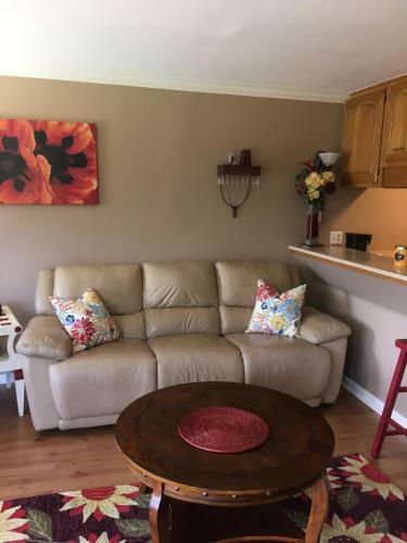 Aparthotel Willow Beach Condo