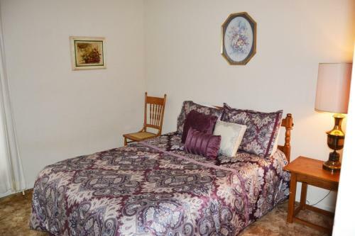 Valencia Courts Townhome 48