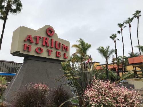 Atrium Hotel Orange County