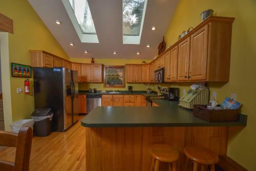 All Decked Out Four-bedroom Holiday Home