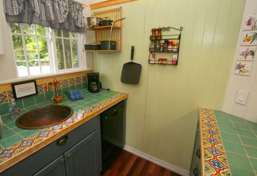 Mystic Cottage
