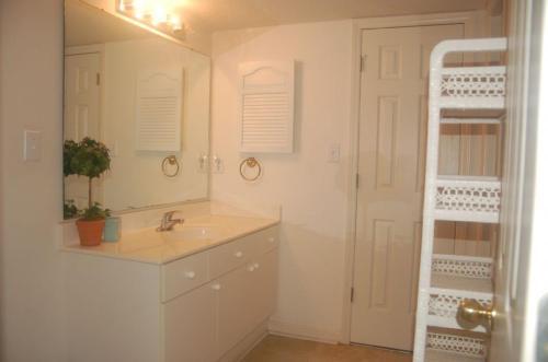 Apartamento Emerald Cove I 2-a Condo