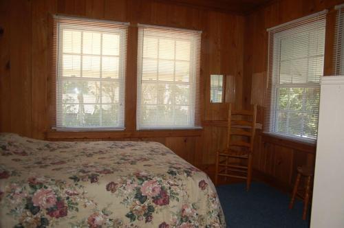 2052-1 Carol Inn, Downstairs Home