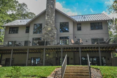 The Haven Eight-bedroom Holiday Home