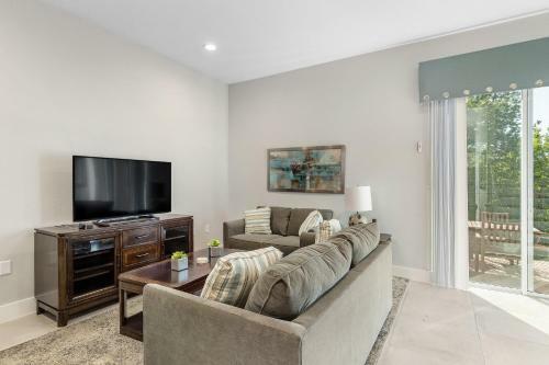 Summerville Resort By Columbia Management