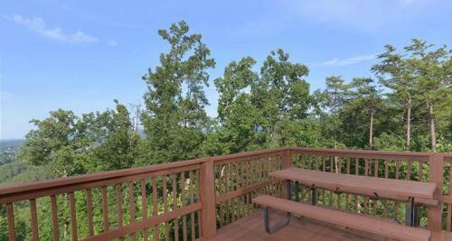 A Grand View From Above #225 - Two Bedroom Cabin