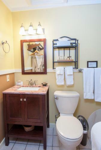 Prescott Pines Inn Bed And Breakfast