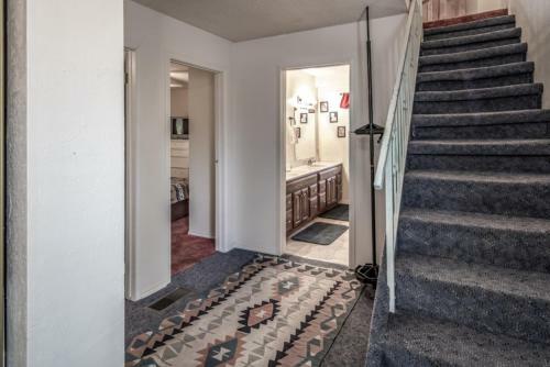 Rocky Top - Two Bedroom Cabin