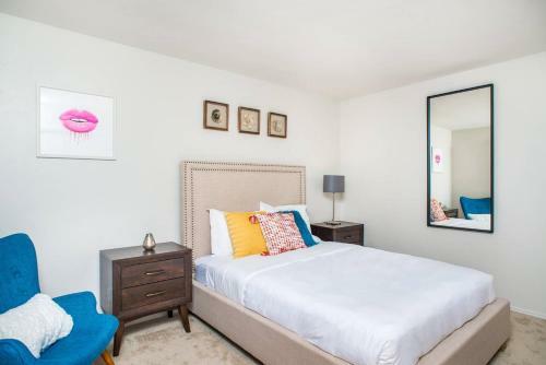 Three-bedroom In Point Loma