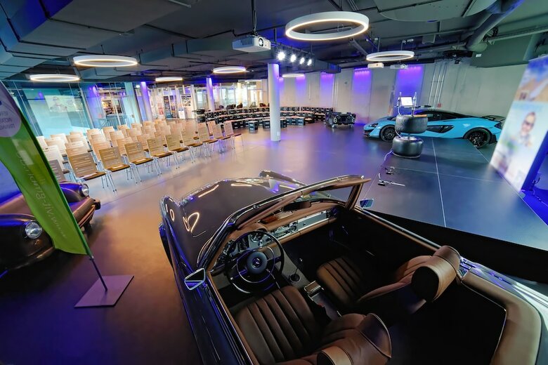 V8 Hotel Classic Motorworld Region Stuttgart