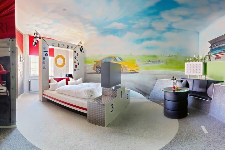 V8 Hotel Classic Motorworld Region Stuttgart