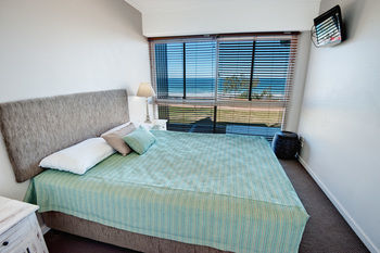 Hotel Rolling Surf Resort