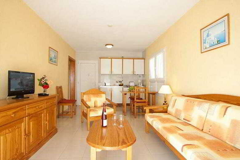 Apartamentos Playa Limones