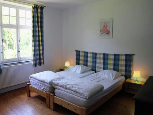 Cozy Villa Near Forest In Huy