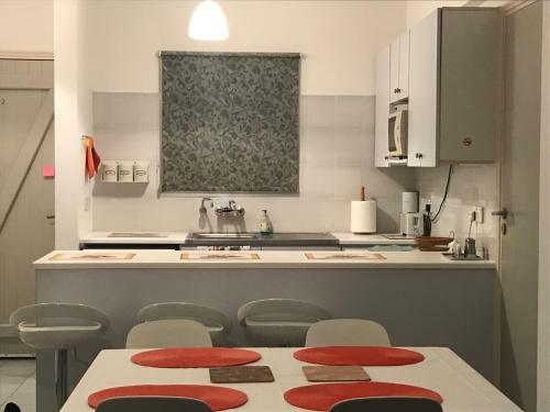 Cineplex Area Apartment