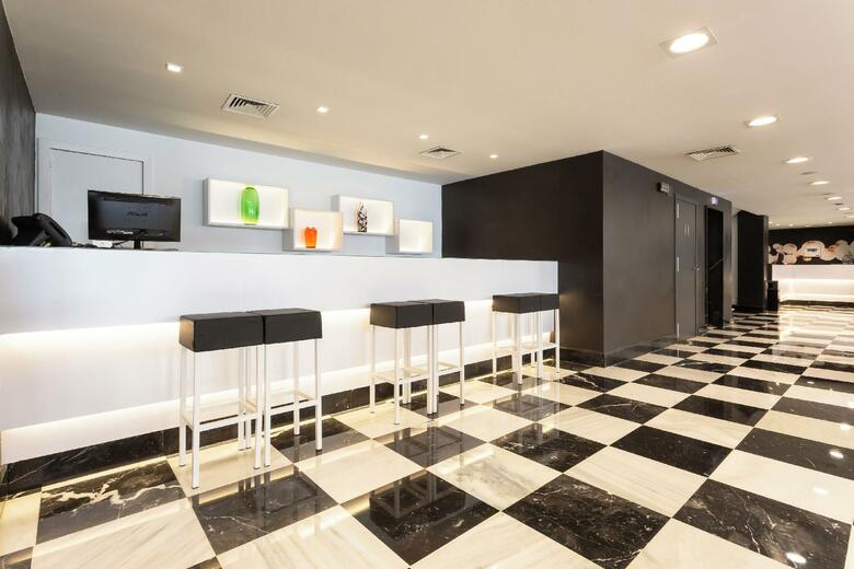 Hotel Monte Carmelo Sevilla