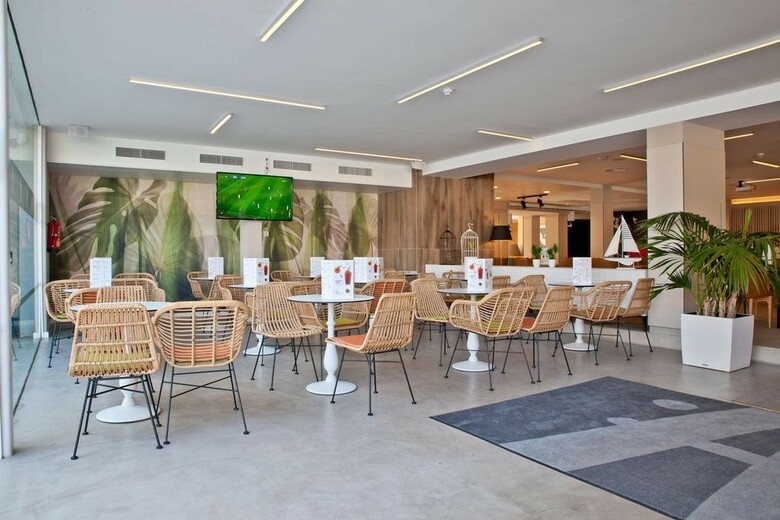 Hotel Fergus Club Pineda Splash