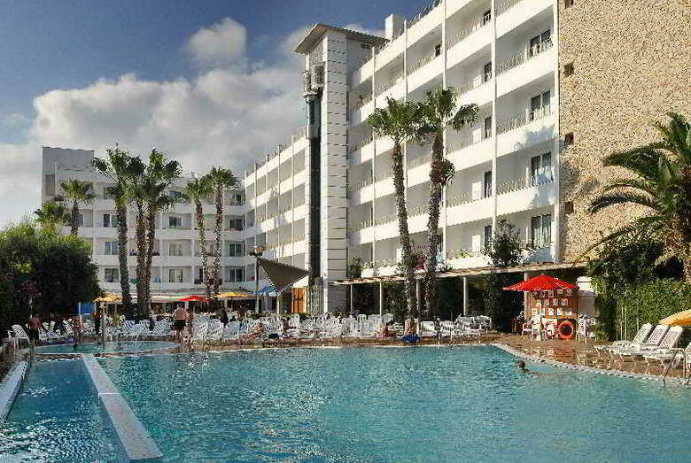 Hotel Fergus Club Pineda Splash