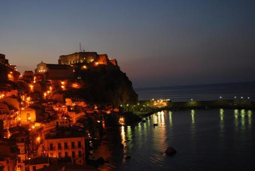 La Locandiera - Hotel Scilla