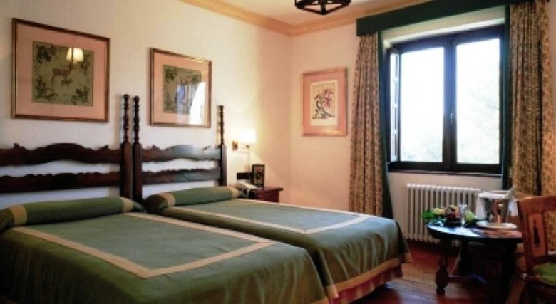 Hotel Parador De Gredos