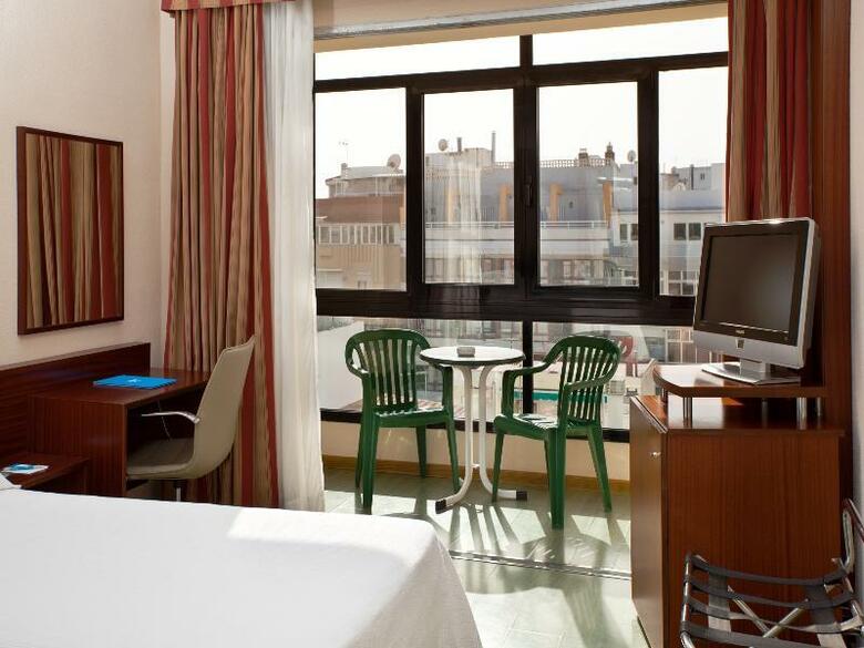 Hotel NH Las Palmas Playa Las Canteras