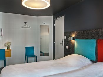 L Hotel De La Folie Mericourt