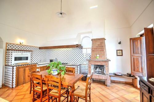 Praiano Villa Sleeps 8 Pool Air Con Wifi
