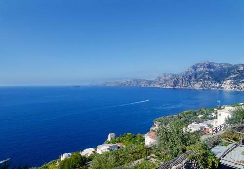 Praiano Apartment Sleeps 4 T721537