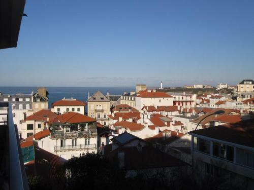 Apartamento Joli Studio Vue Mer Biarritz Centre - B9374