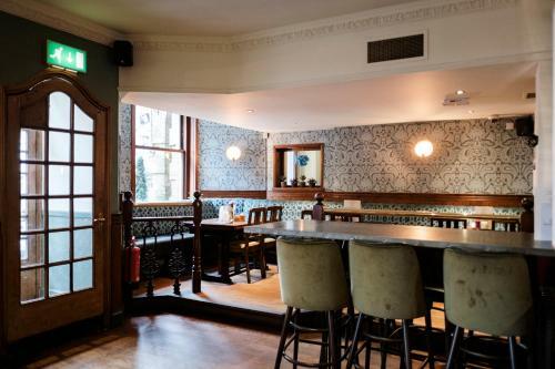 The Drayton Court Hotel