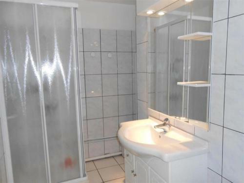 Apartment Appartement A 2 Pas de La Plage Et Des Commerces