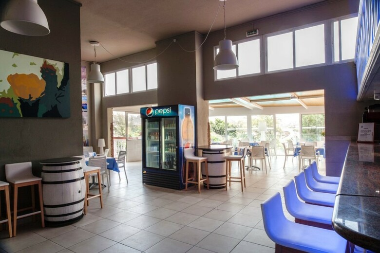 Aparthotel Corona Roja