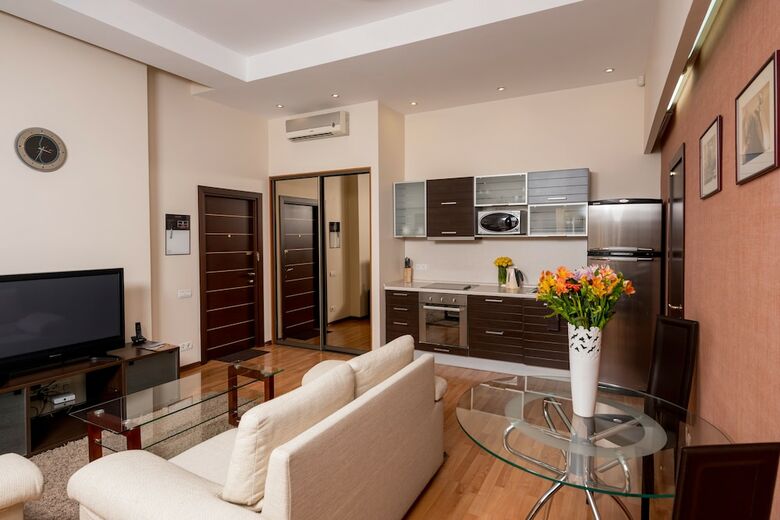 Hotel Senator Apartments City Center