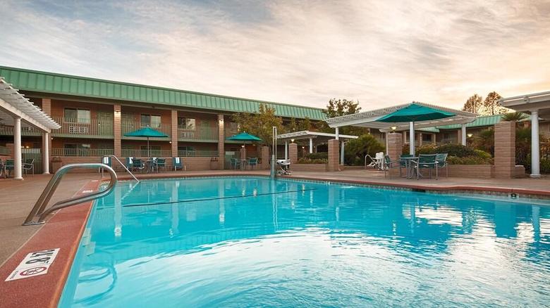 Hotel Best Western Plus Hilltop Inn