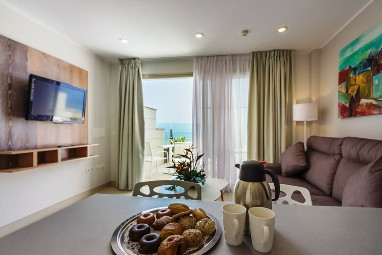 Klayman Diamond Aparthotel